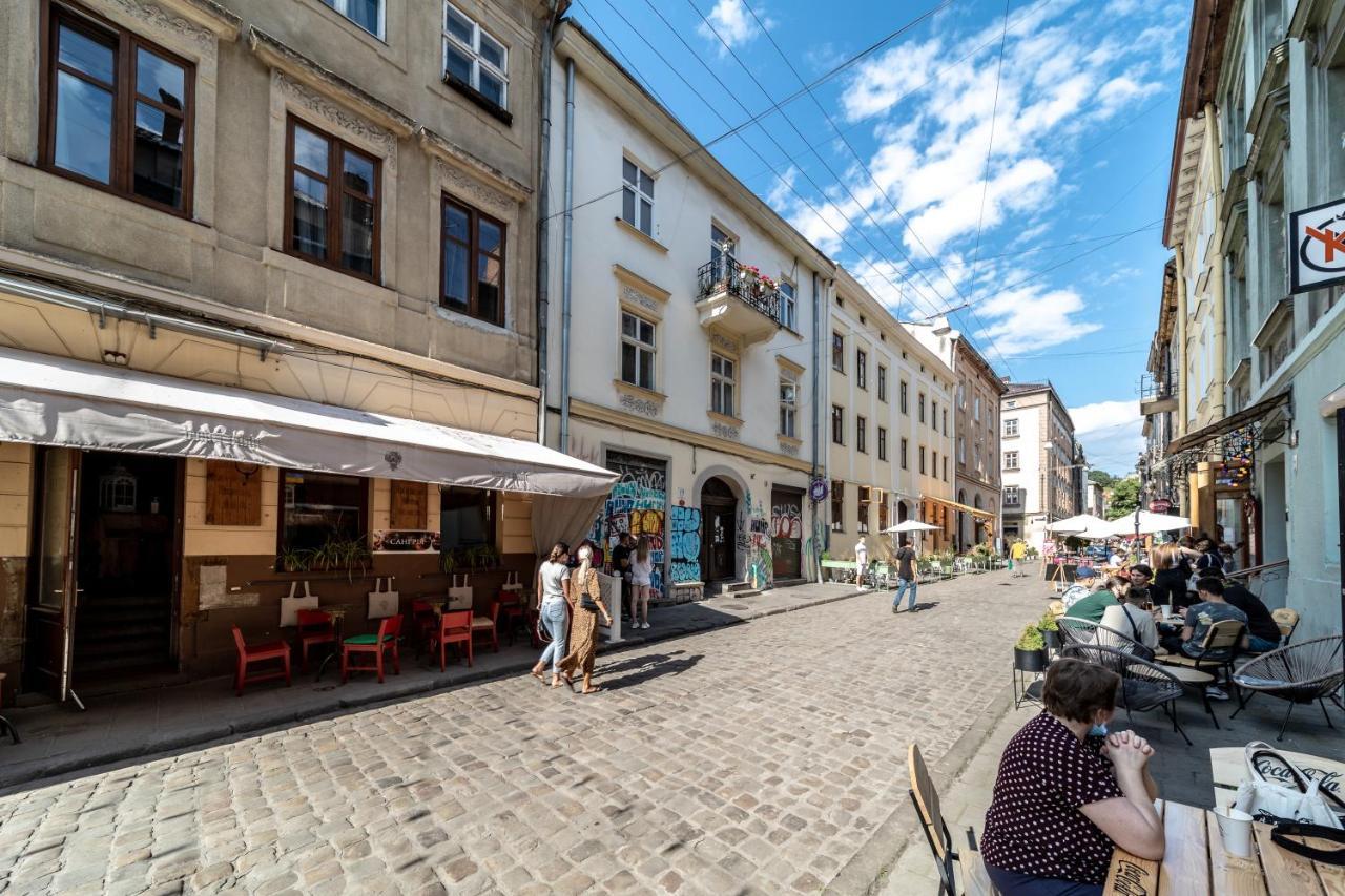 Style Apartments In Old Lviv Bagian luar foto