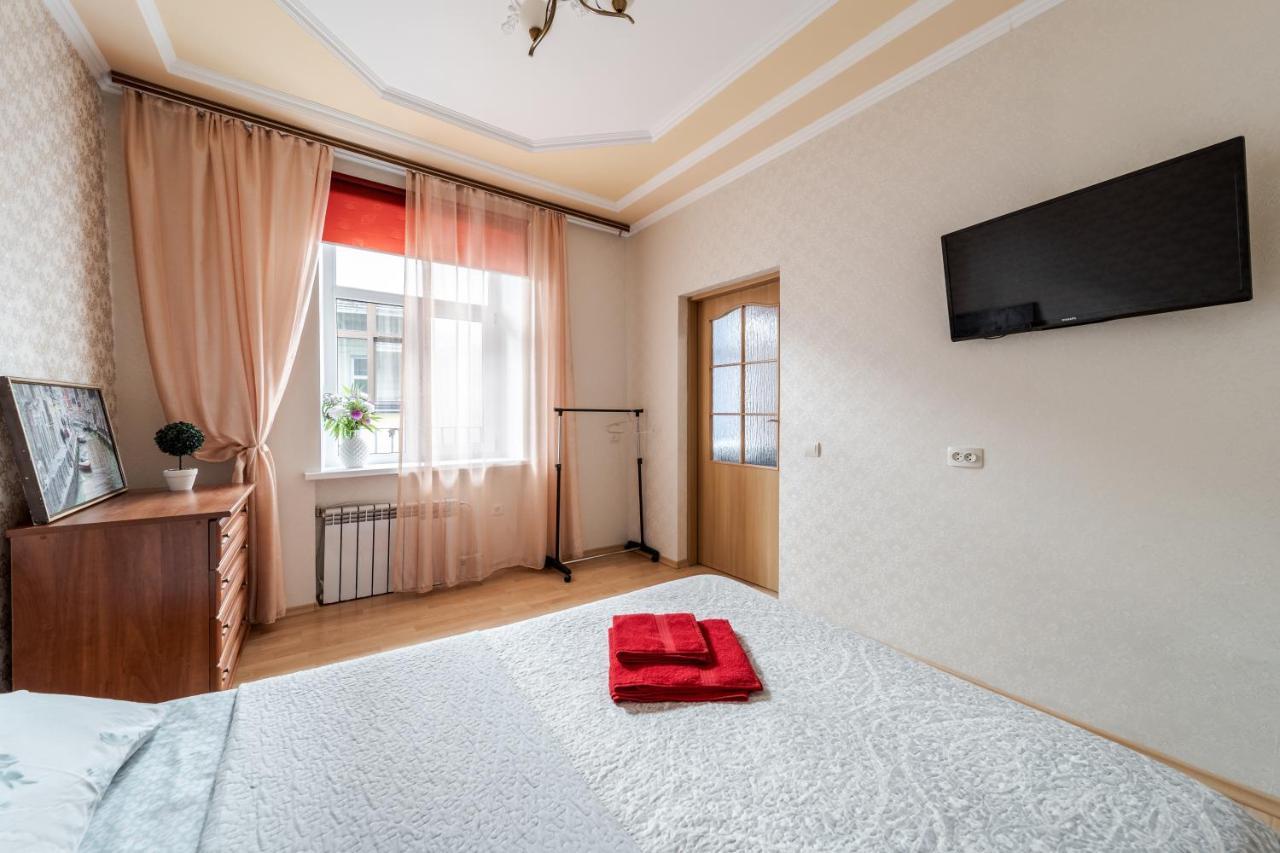 Style Apartments In Old Lviv Bagian luar foto