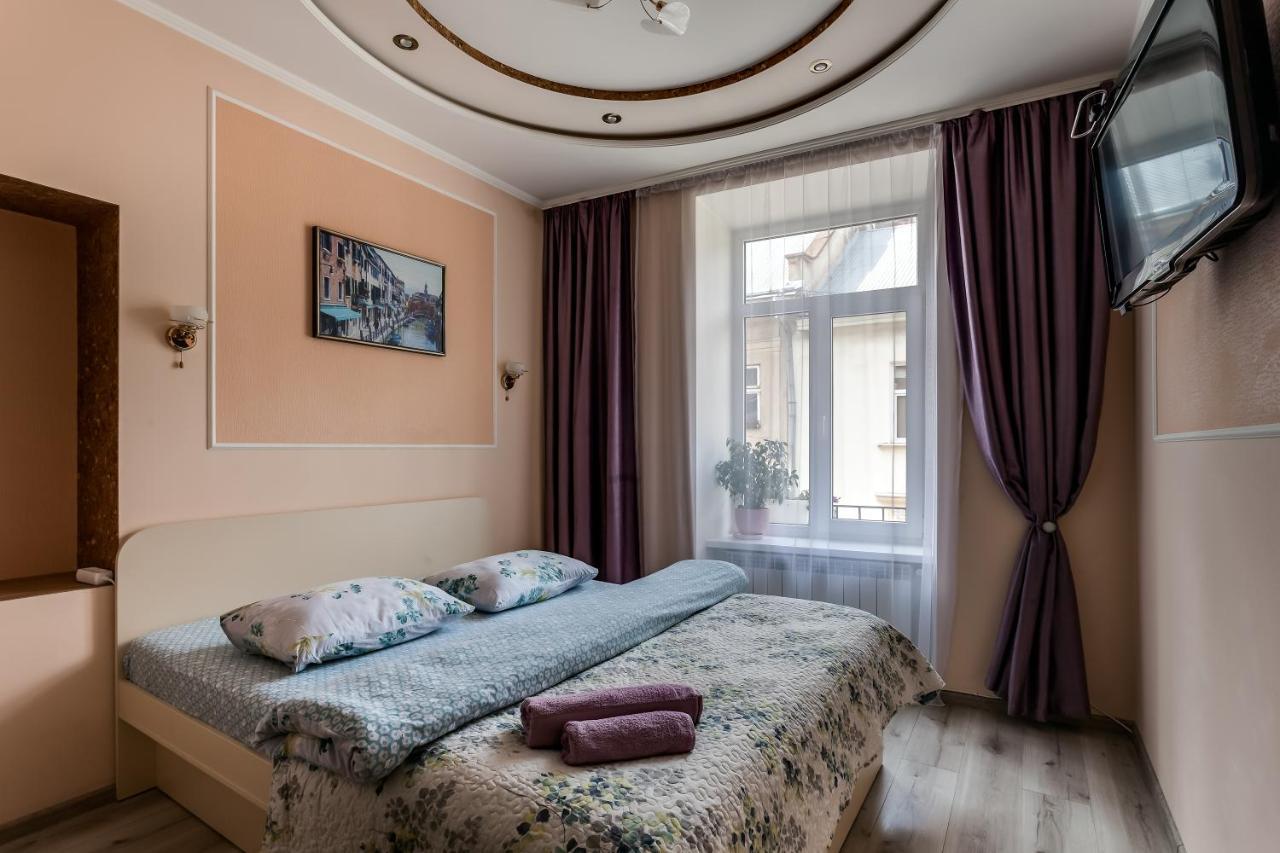 Style Apartments In Old Lviv Bagian luar foto